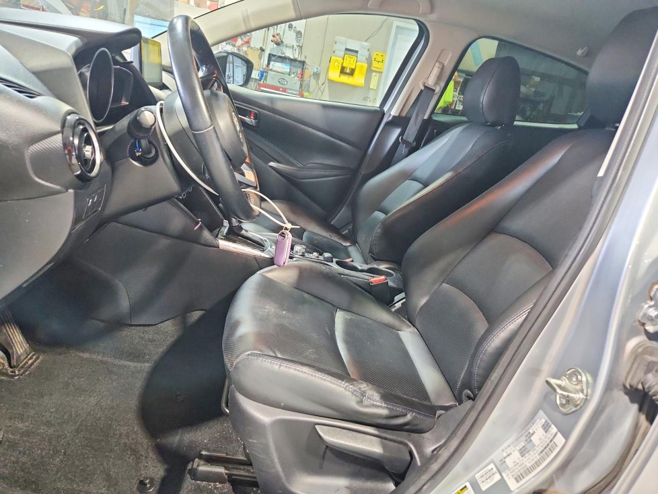 Toyota Yaris Xle