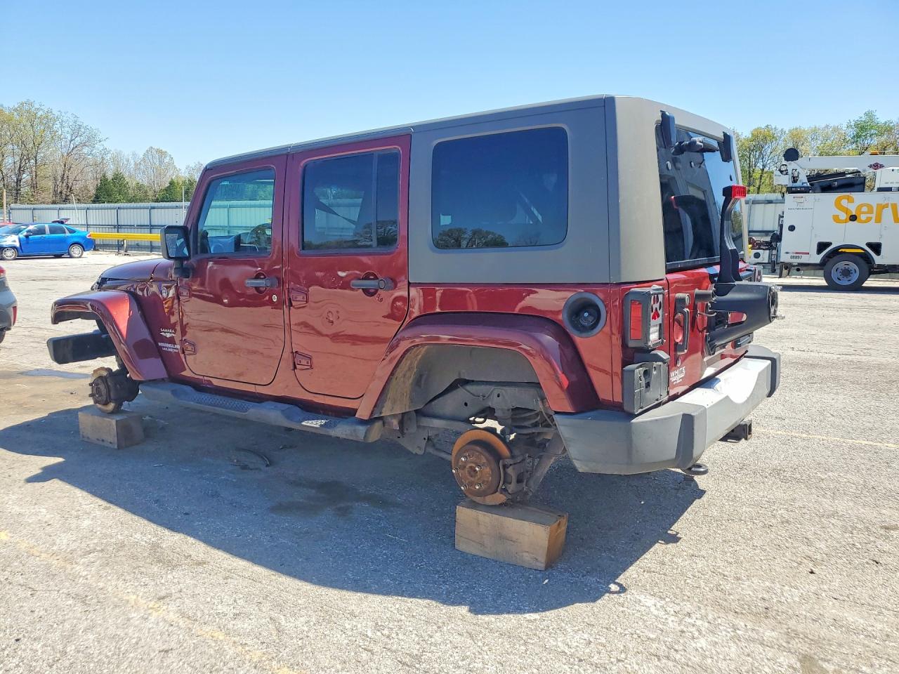 Jeep Wrangler Sahara