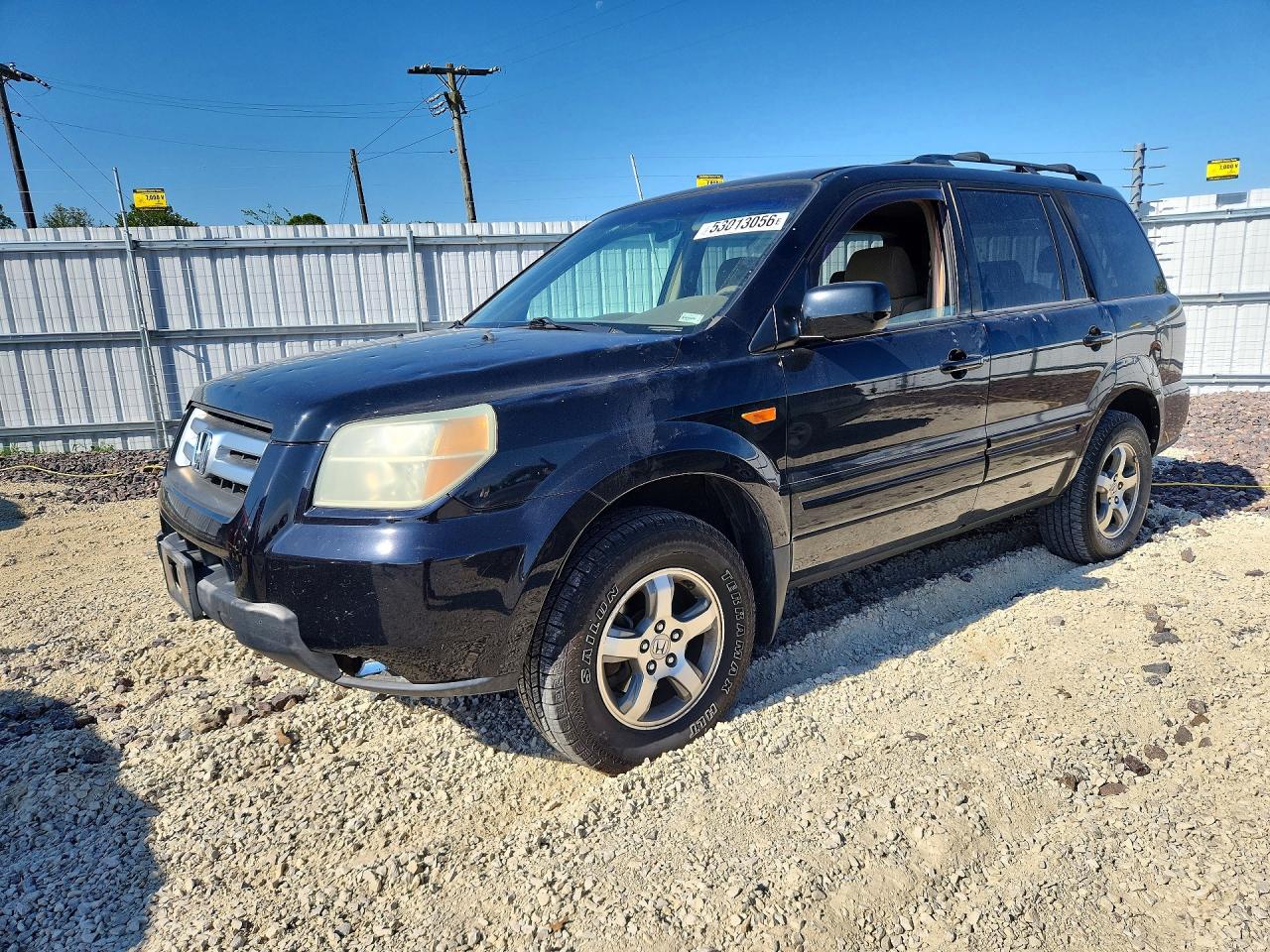 Salvage Honda Pilot Image