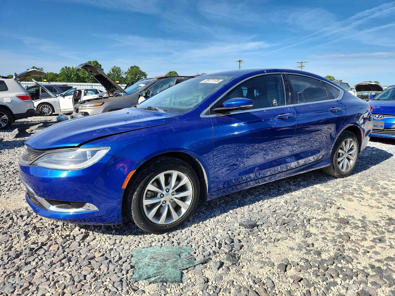 Salvage Chrysler 200 Image