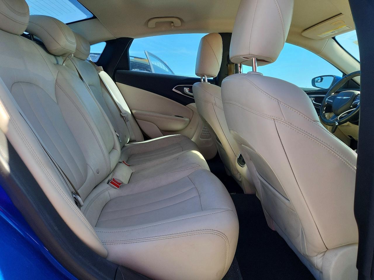 Chrysler 200 C