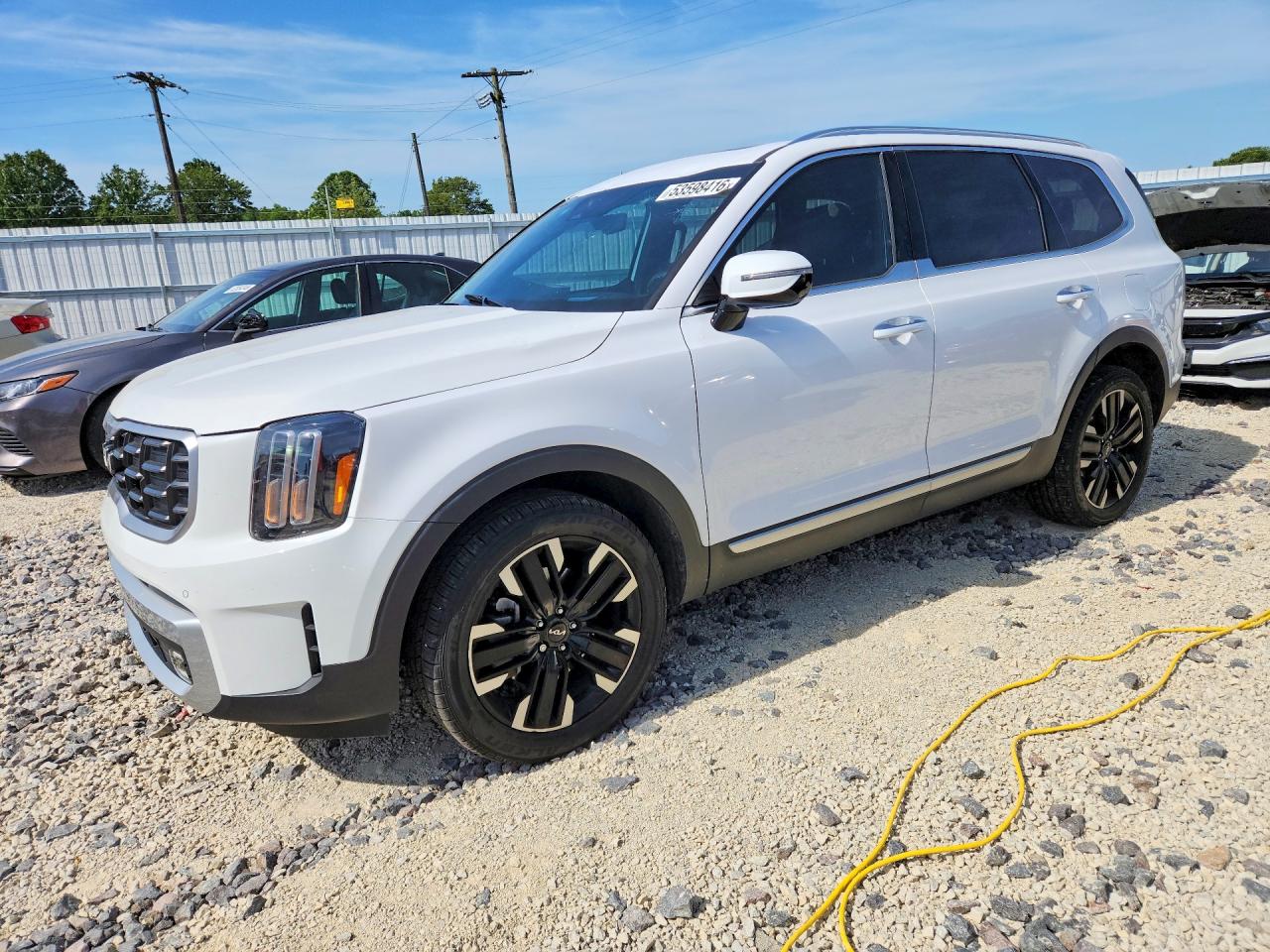 Salvage Kia Telluride Image