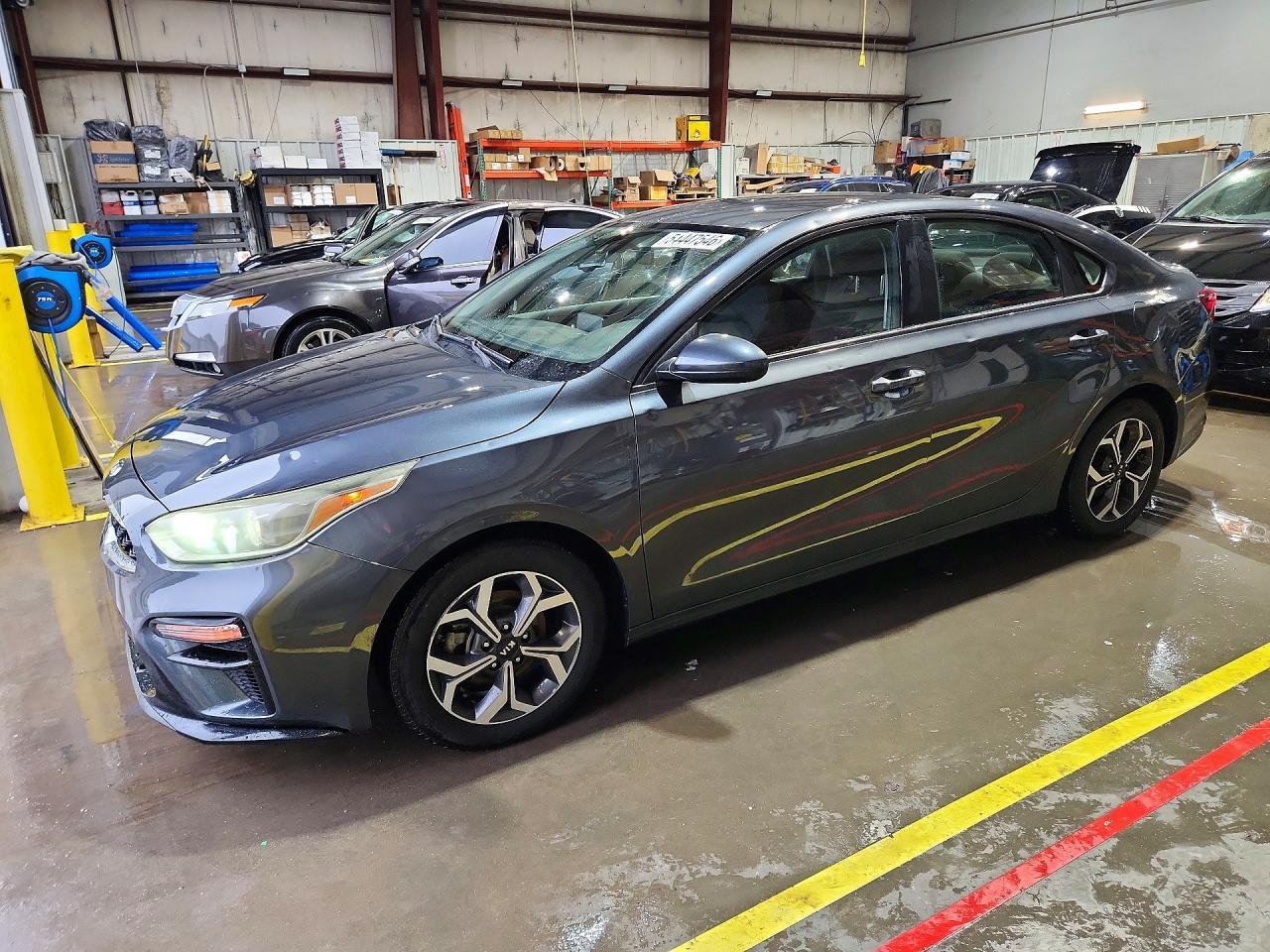 Salvage Kia Forte Image
