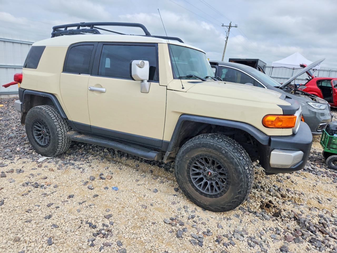 Toyota FJ Cruiser Base