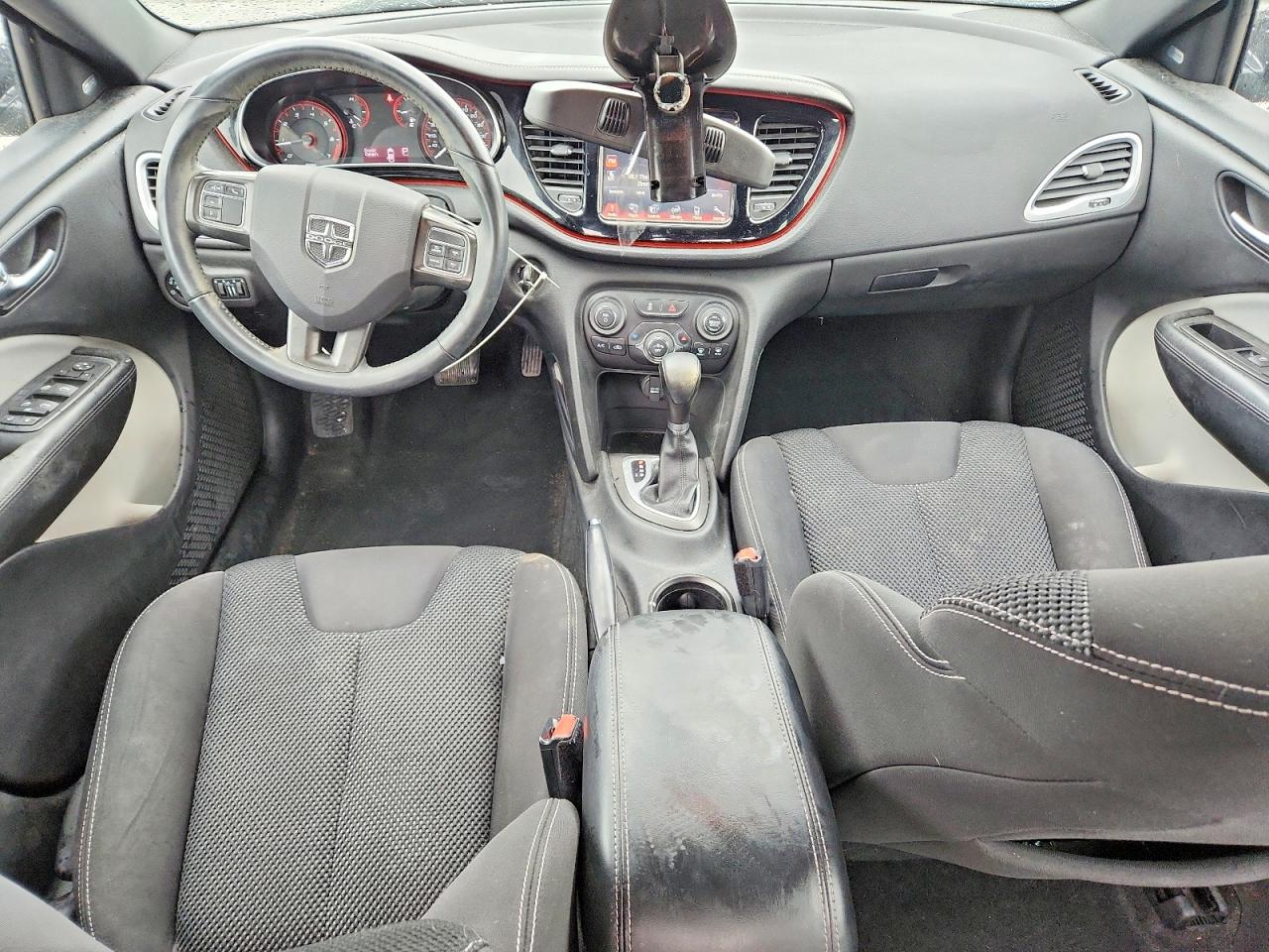 Dodge Dart Sxt