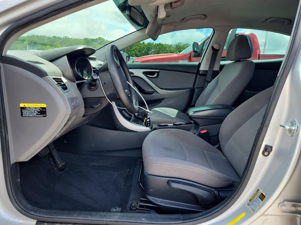 Hyundai ELANTRA Se