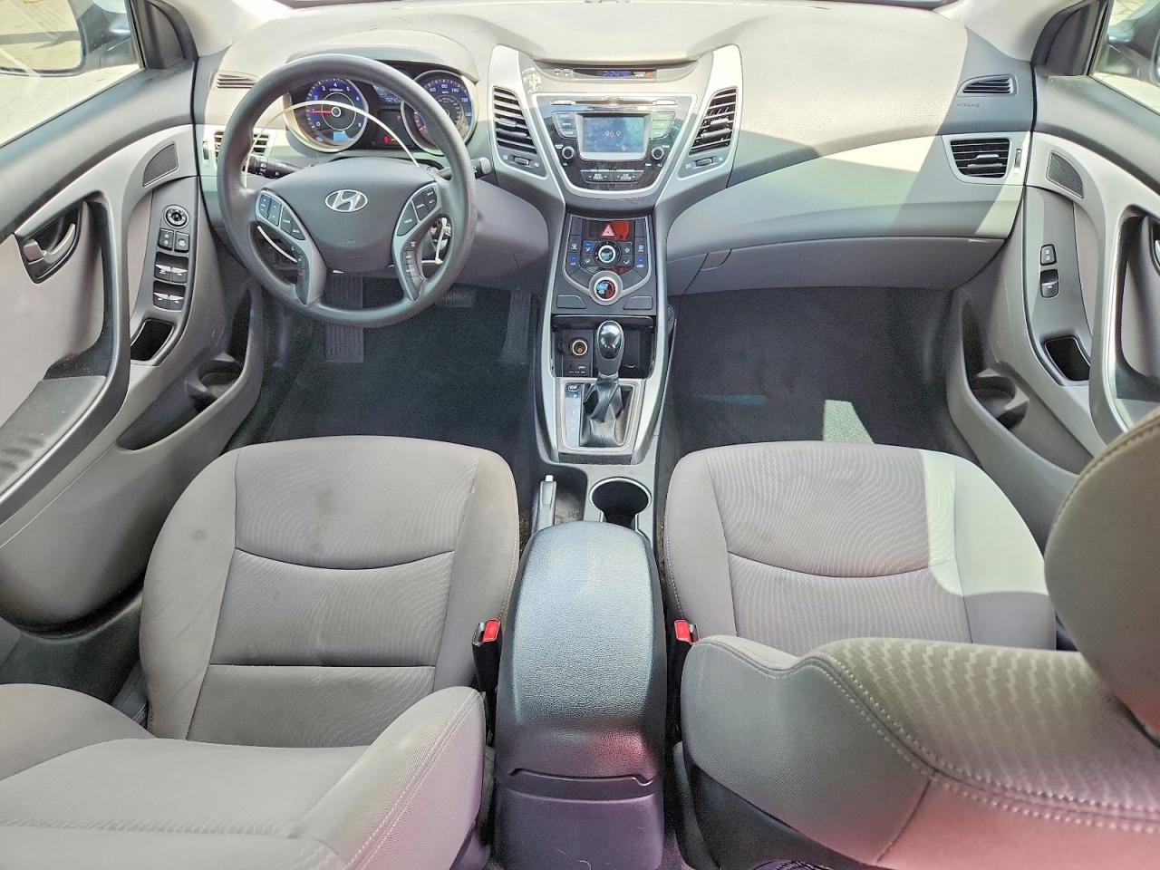 Hyundai ELANTRA Se