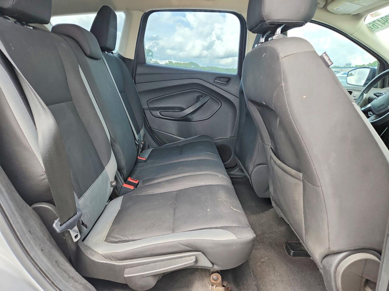 Ford Escape S