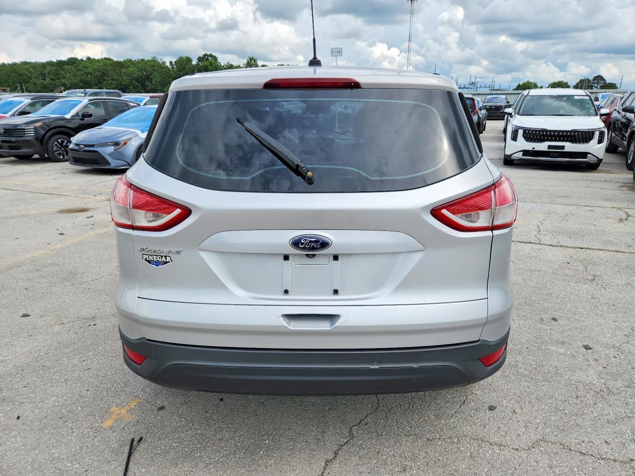 Ford Escape S