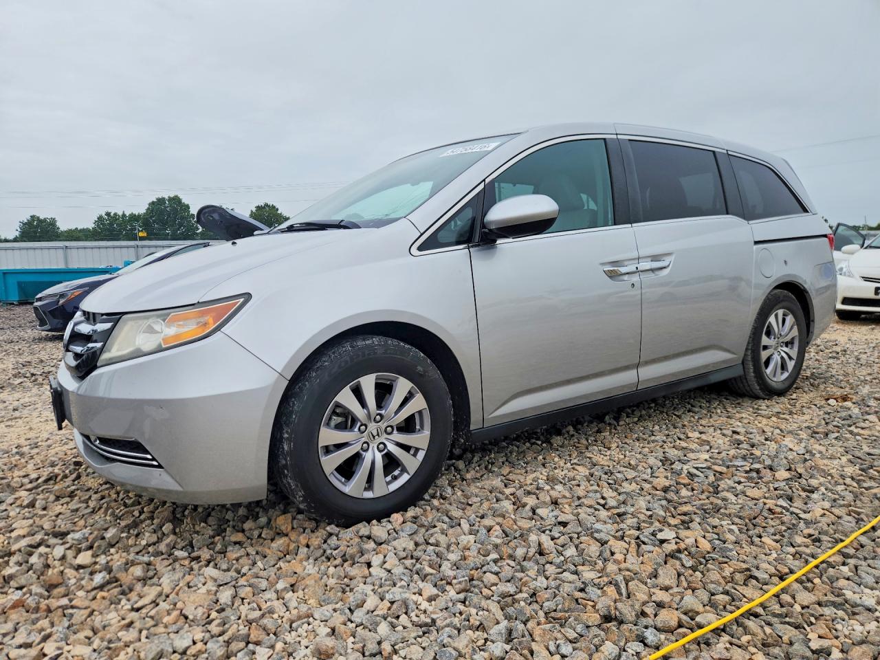 Salvage Honda Odyssey Image
