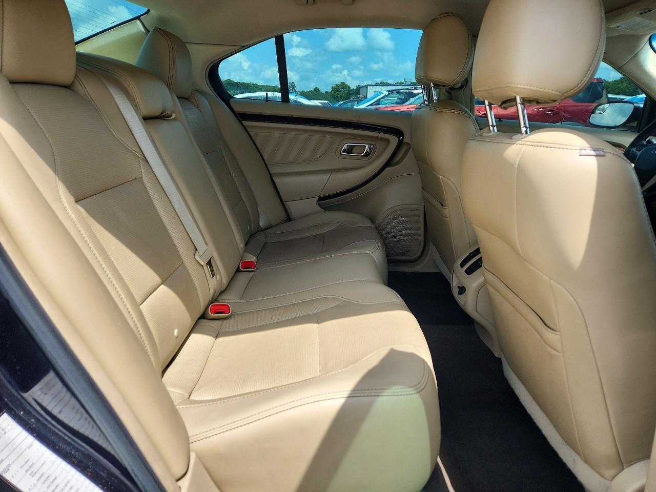Ford Taurus Limited