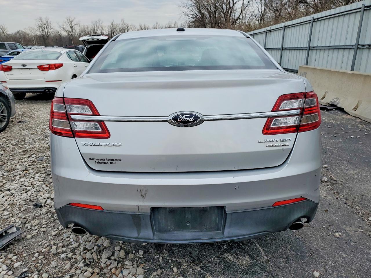 Ford Taurus Limited