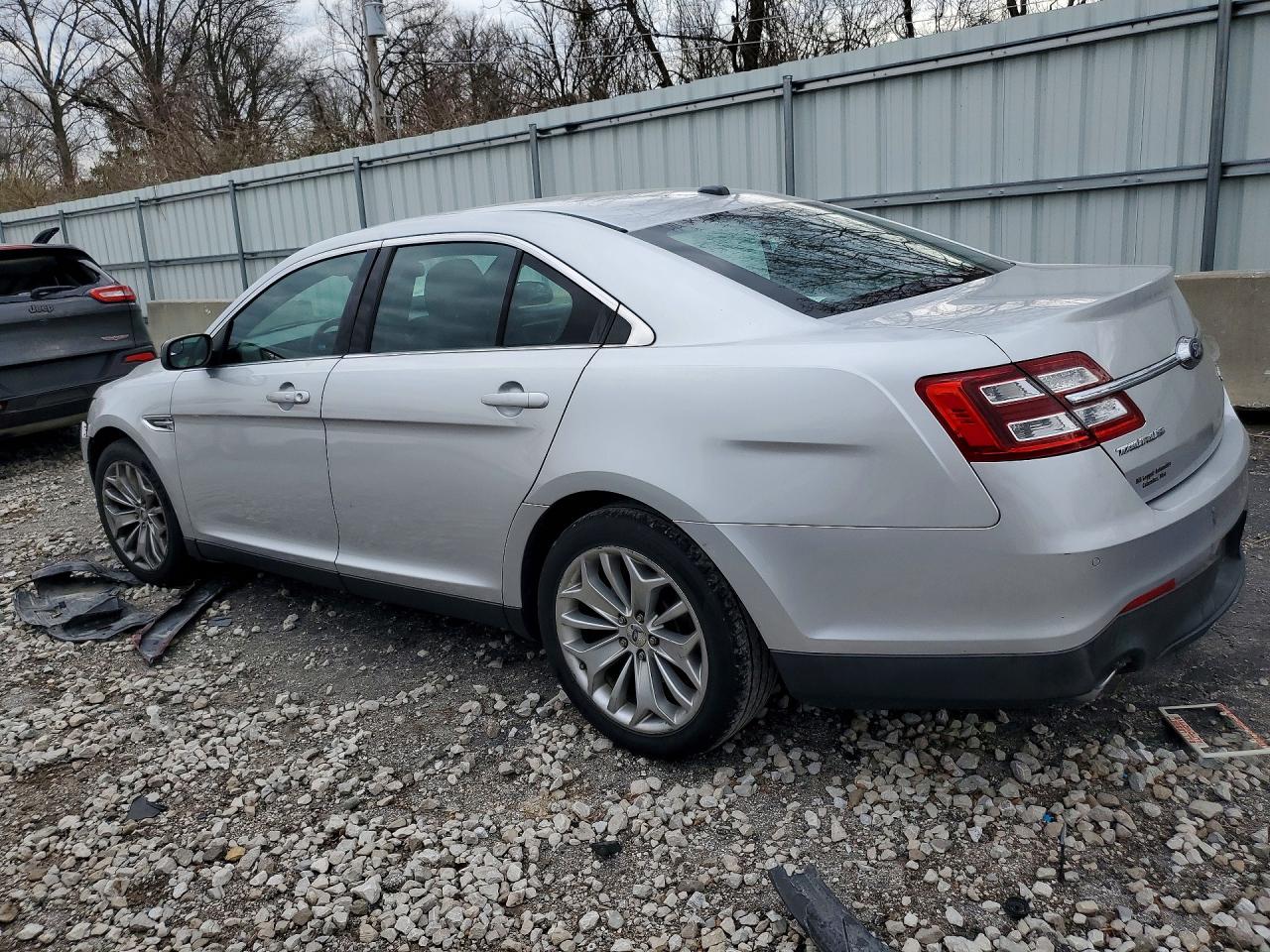 Ford Taurus Limited