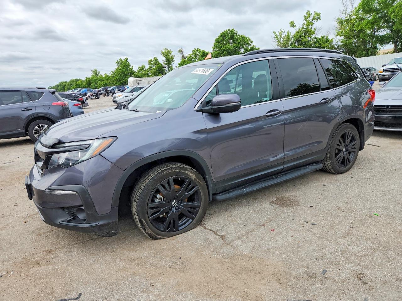 Salvage Honda Pilot Image