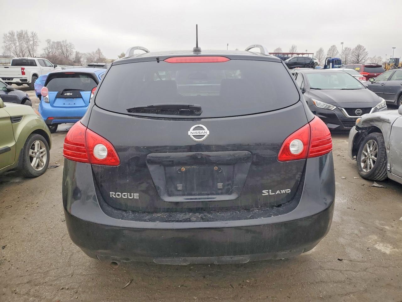Nissan Rogue S