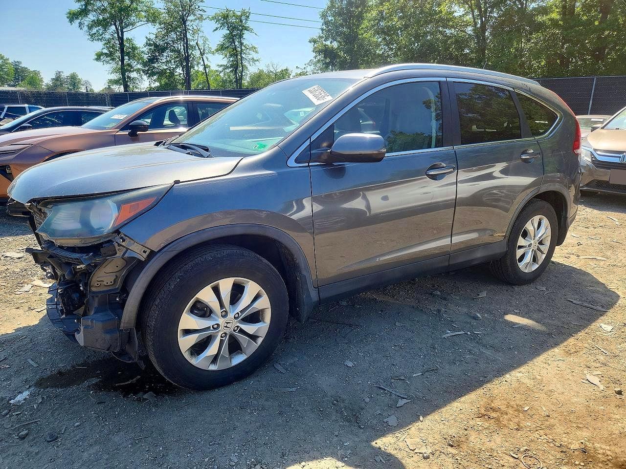 Salvage Honda Crv Image