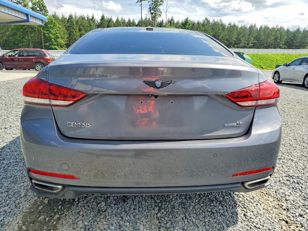 Hyundai Genesis 3.8l