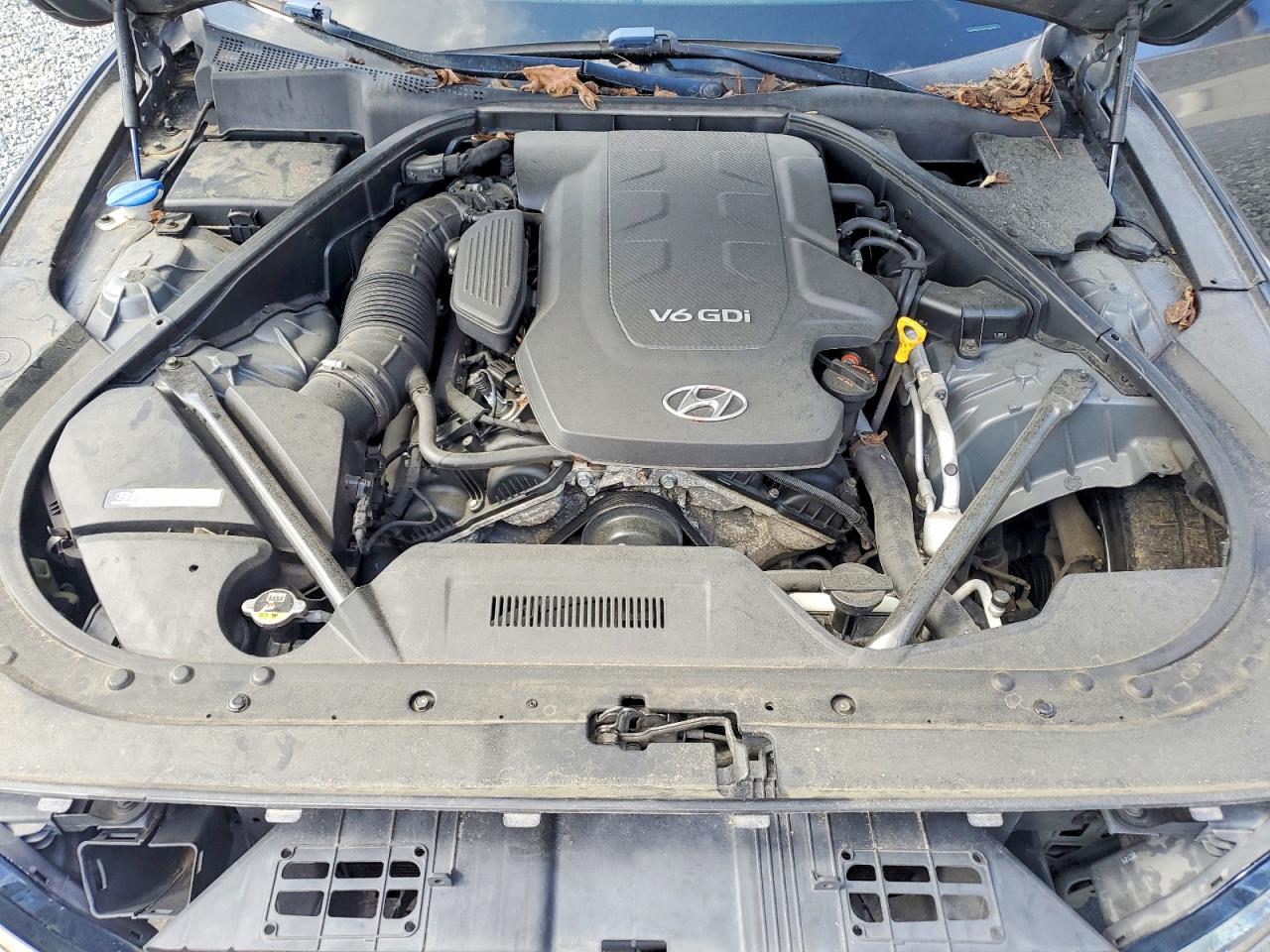 Hyundai Genesis 3.8l