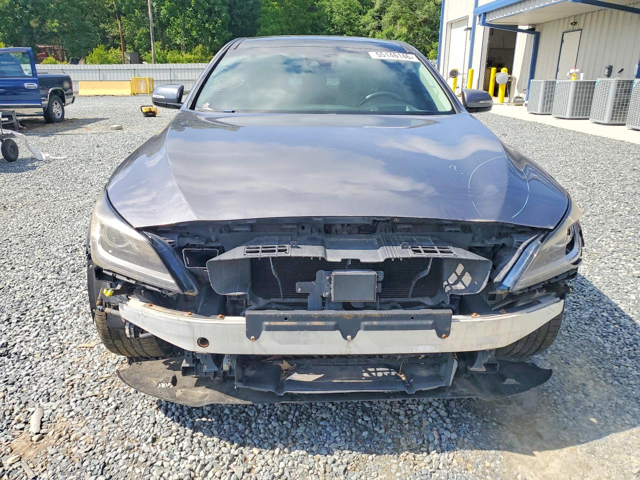 Hyundai Genesis 3.8l