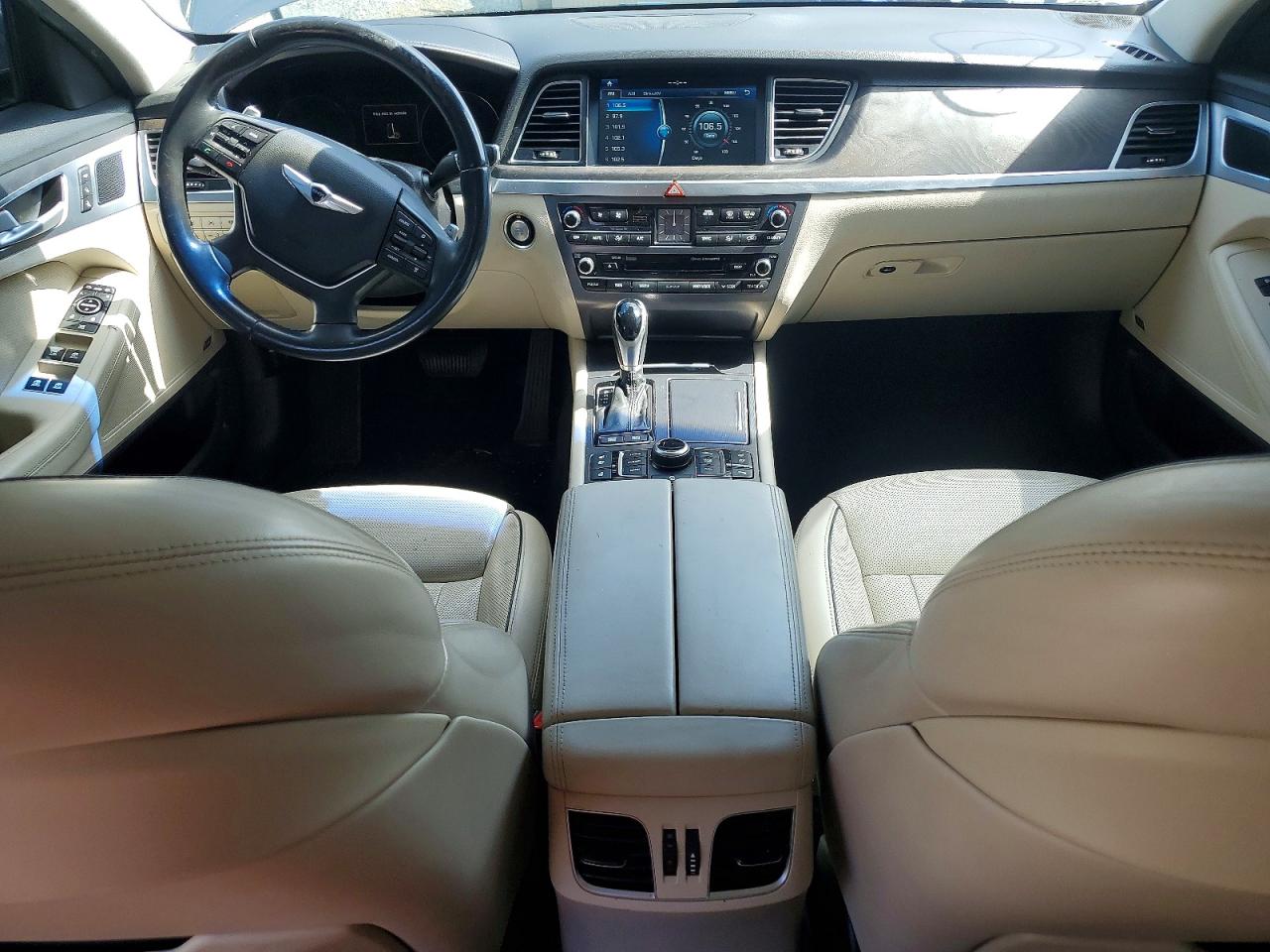 Hyundai Genesis 3.8l
