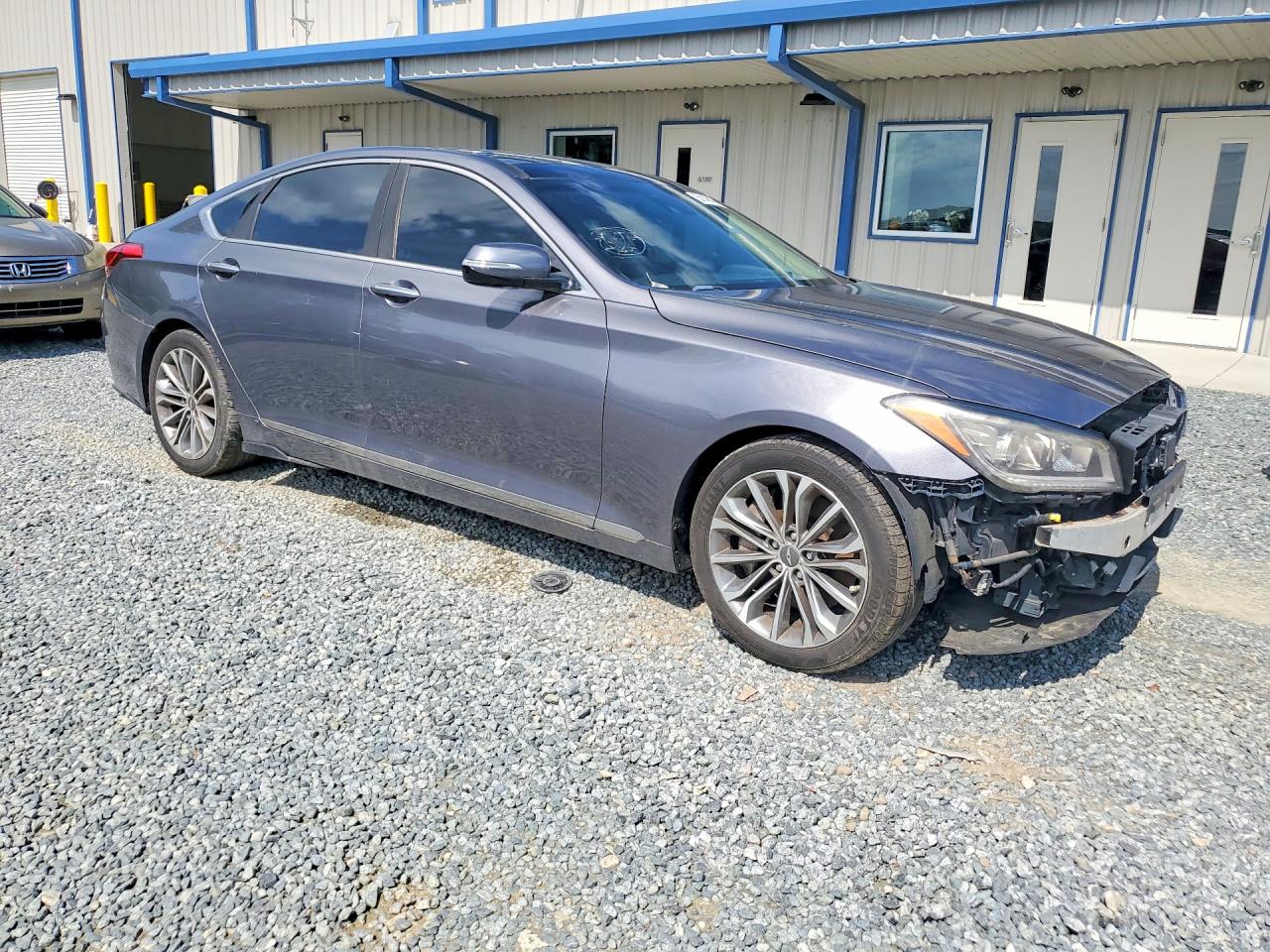 Hyundai Genesis 3.8l
