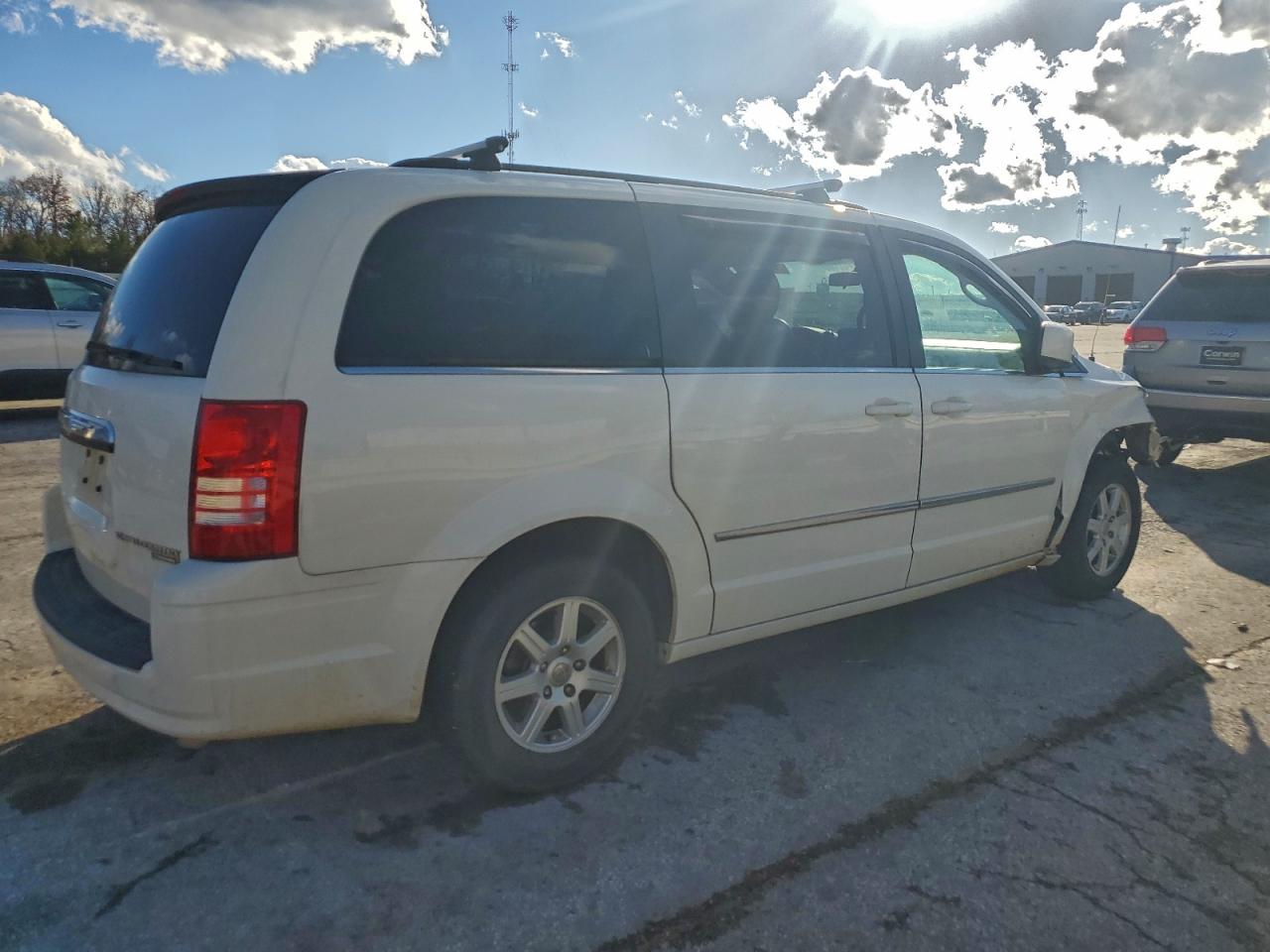 Chrysler Minivan Touring