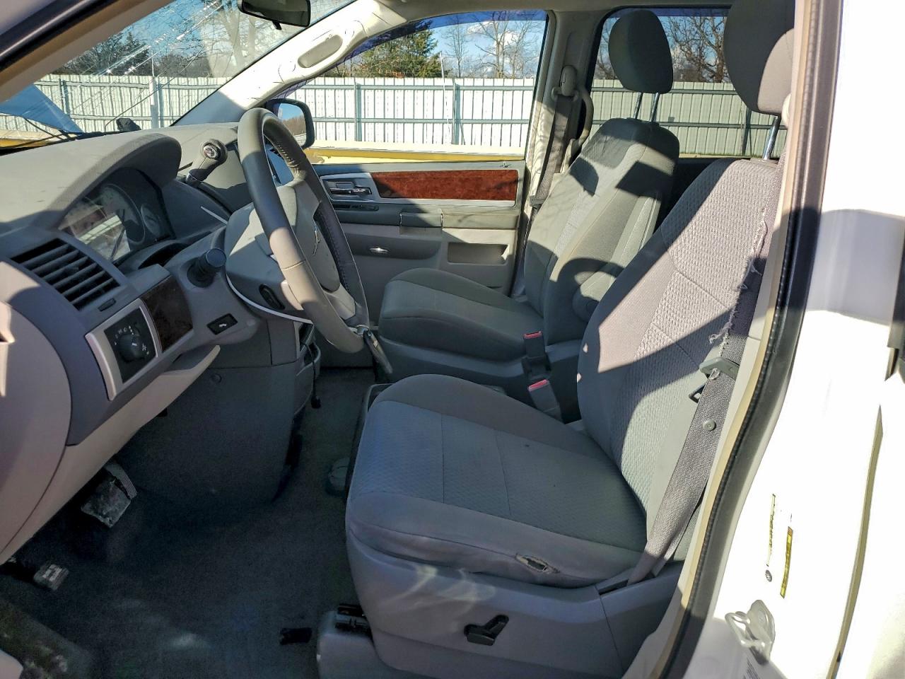 Chrysler Minivan Touring
