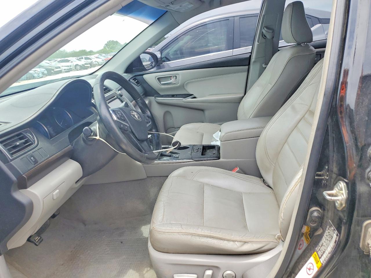 Toyota Camry Xle