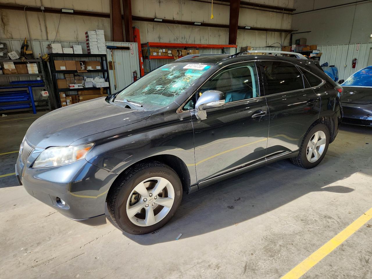 Salvage Lexus RX Image