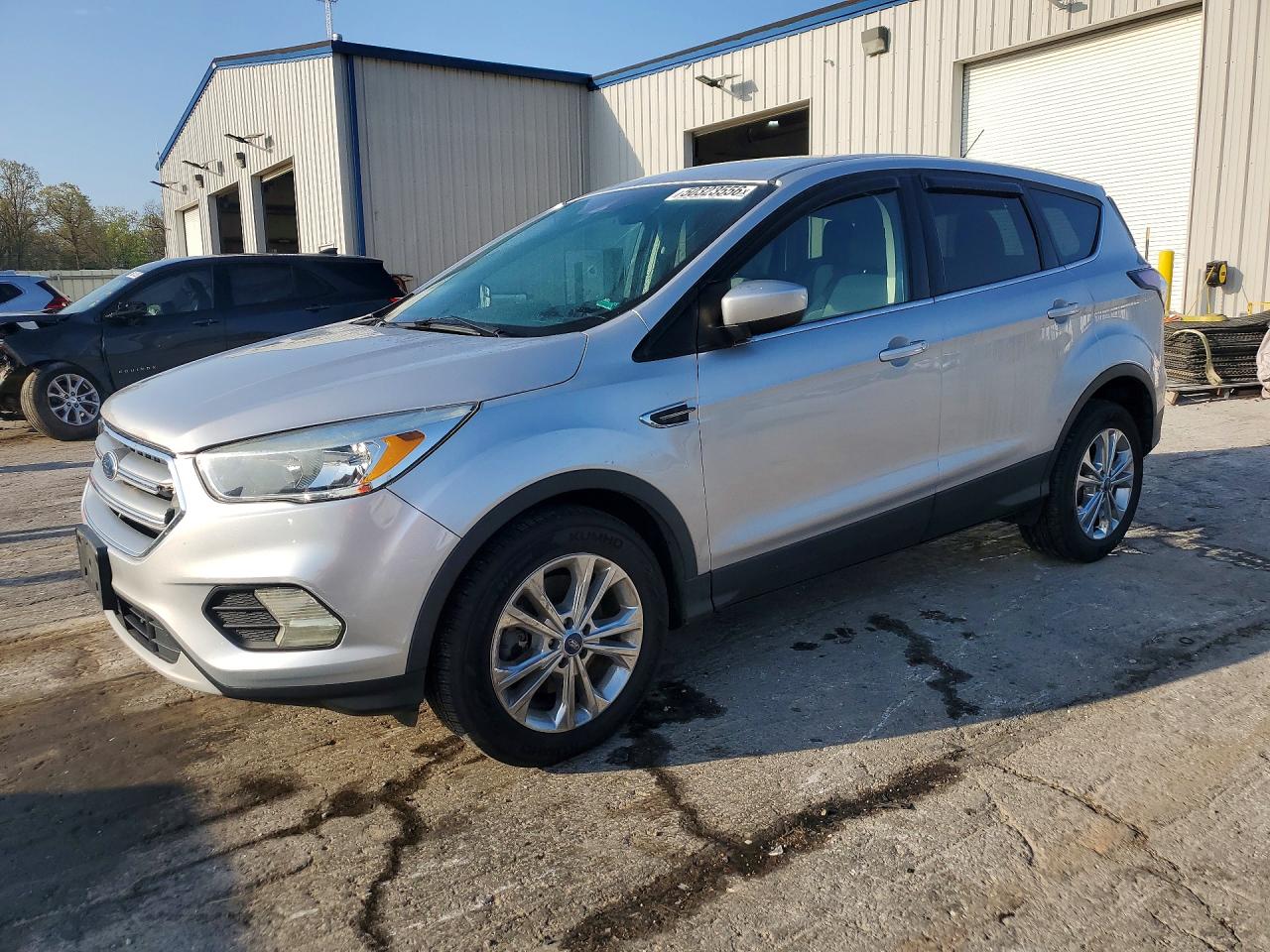 Salvage Ford Escape Image