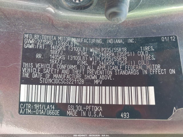 Toyota Sienna Limited V6 7 Passenger
