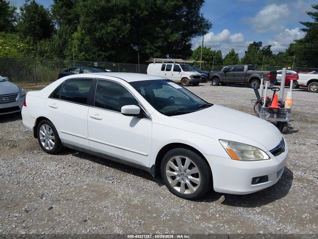 Salvage Honda Accord Image