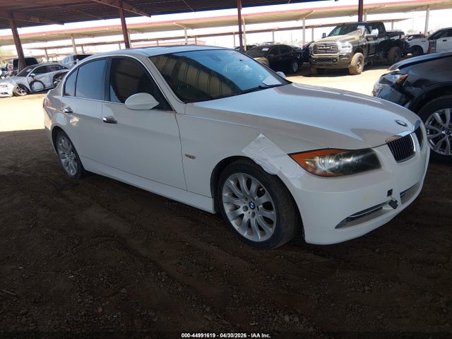 Salvage BMW 3 Series Image