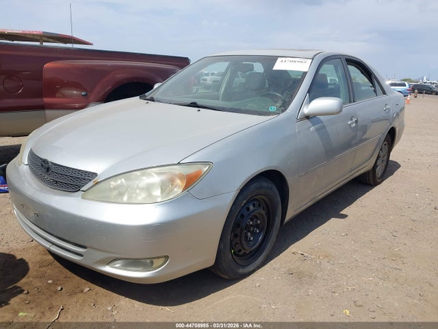 Toyota Camry Xle V6