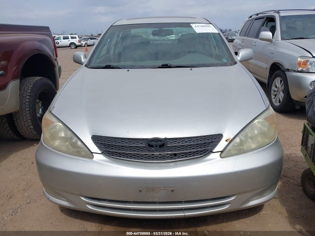 Toyota Camry Xle V6