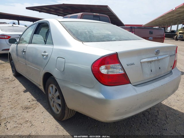 Toyota Camry Xle V6