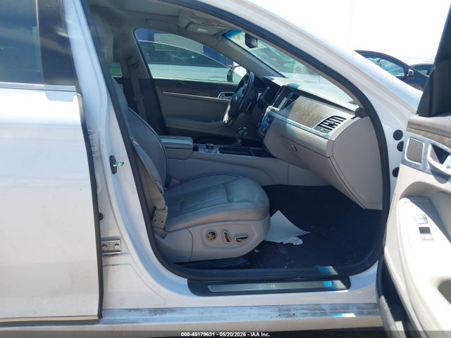 Hyundai Genesis 3.8
