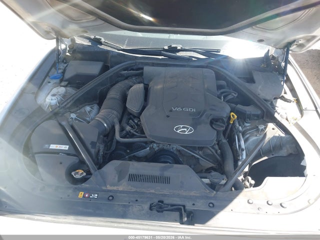 Hyundai Genesis 3.8