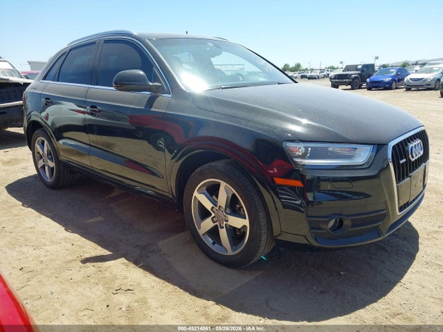 Salvage Audi Q3 Image
