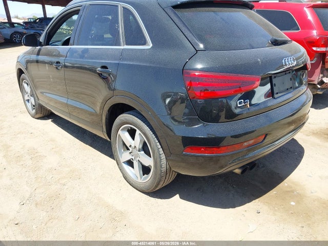 Audi Q3 2.0t Premium Plus