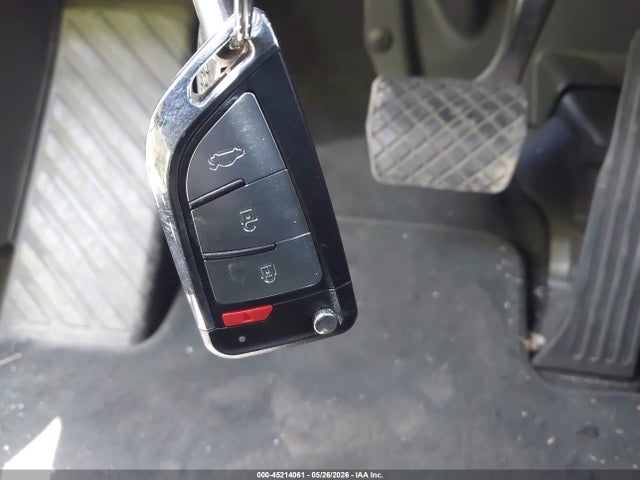 Audi Q3 2.0t Premium Plus