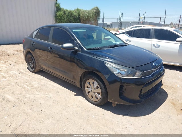 Salvage Kia Rio Image