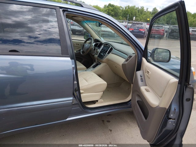 Toyota Highlander V6