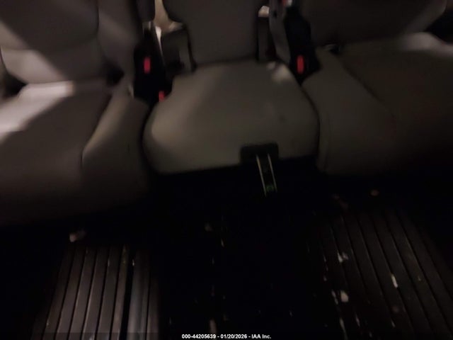 Toyota Sienna Le