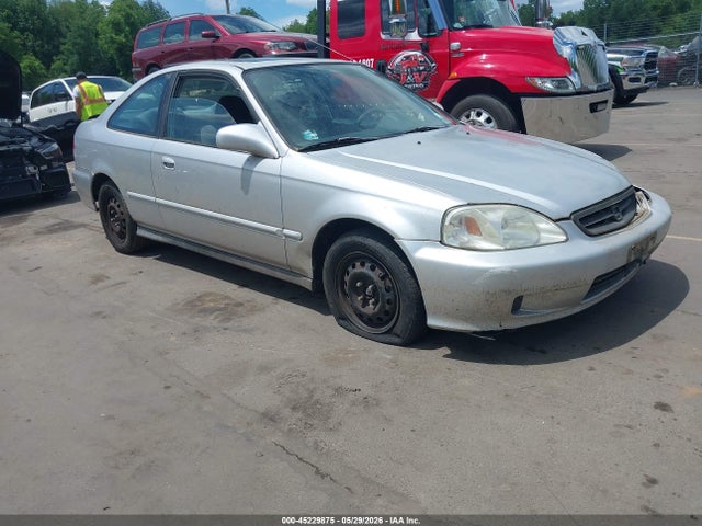 Salvage Honda Civic Image