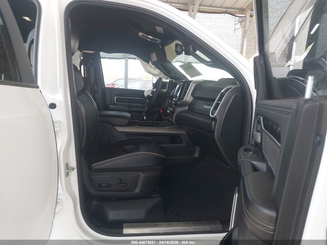 Ram 2500 Laramie  4x4 6'4 Box