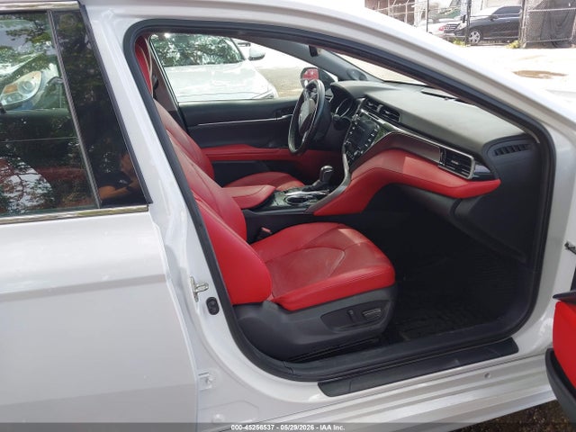 Toyota Camry Xse