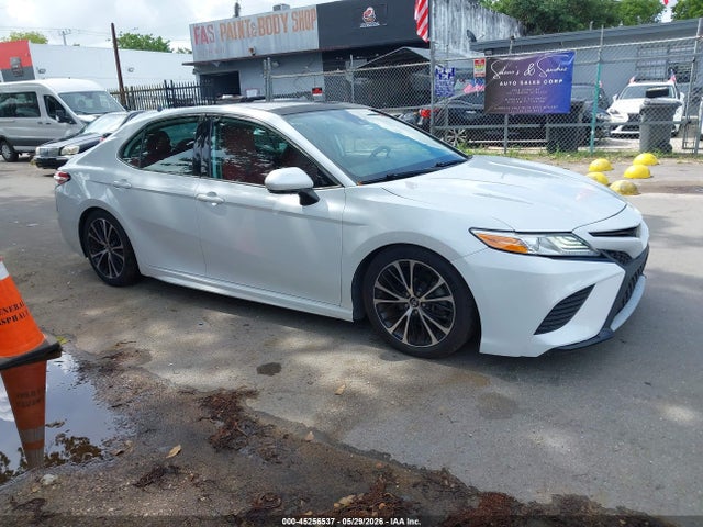 Salvage Toyota Camry Image