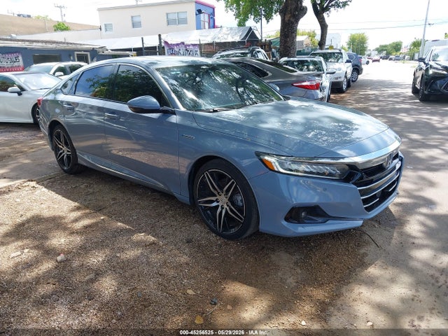 Salvage Honda Accord Image