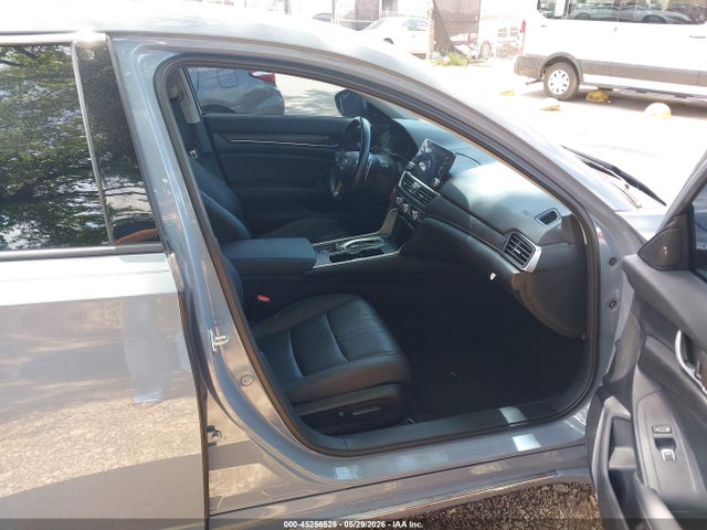 Honda Accord Hybrid Touring